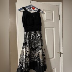Black key hole dress